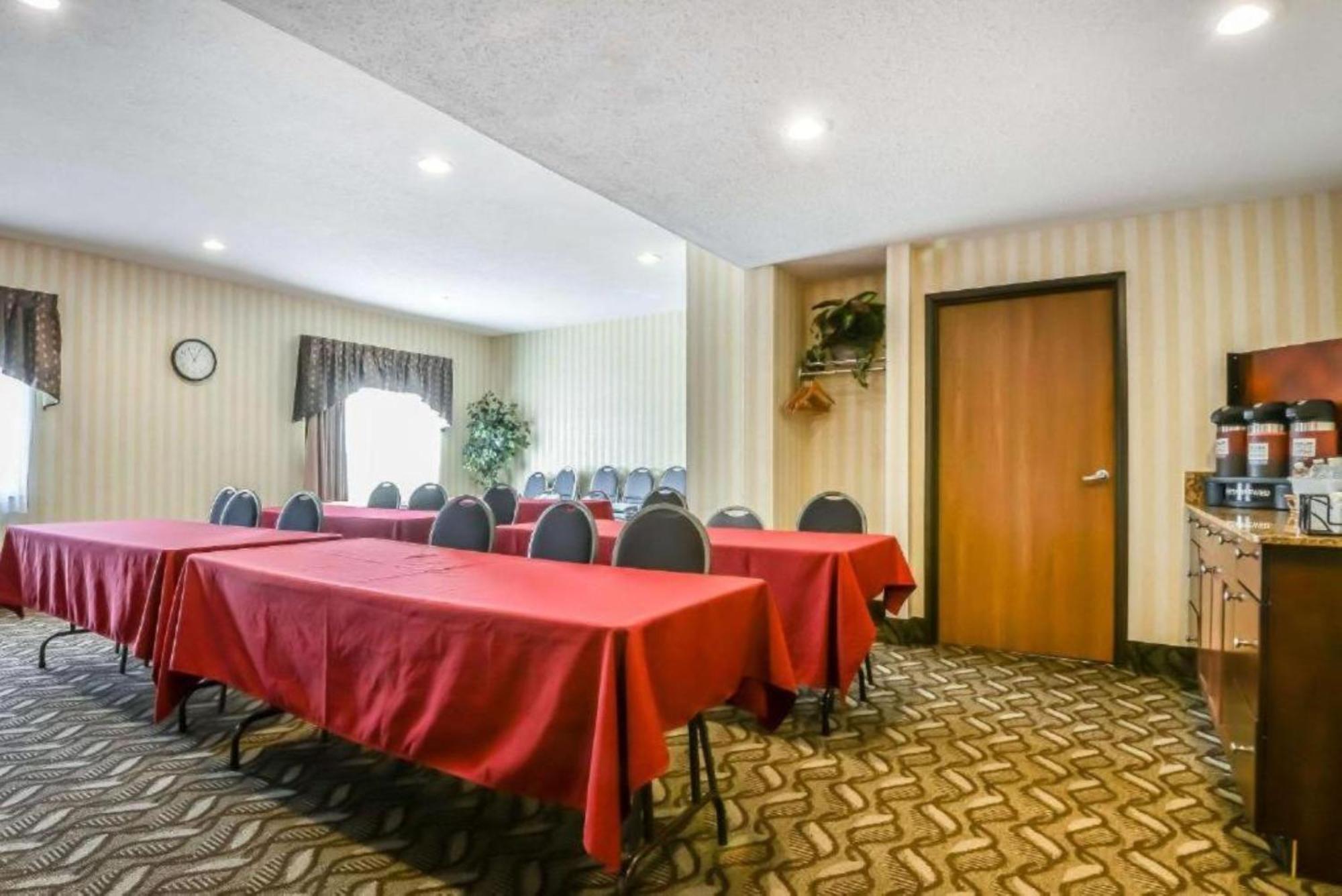 Fairbridge Inn & Suites Batavia-Darien Amusement Park Экстерьер фото